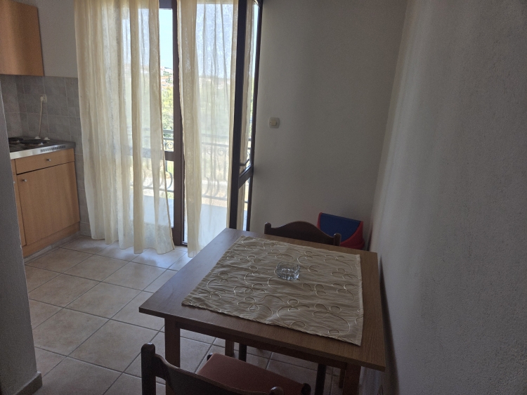 STUDIO apartment AiE yellow Jezera , Murter: