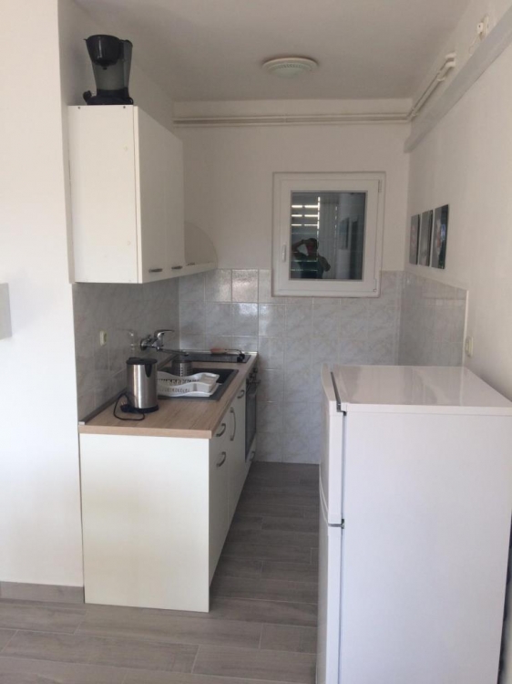 Apartman 2+2 in Jezera by the beach: