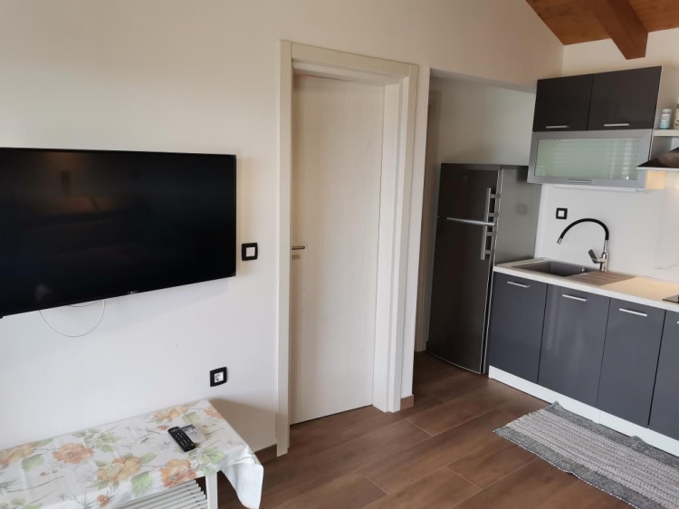 Mobile Home F2, Jezera, Murter island: