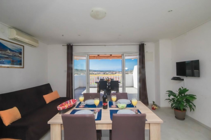 Apartment Snjezo YELLOW  in Jezera , Murter Island: