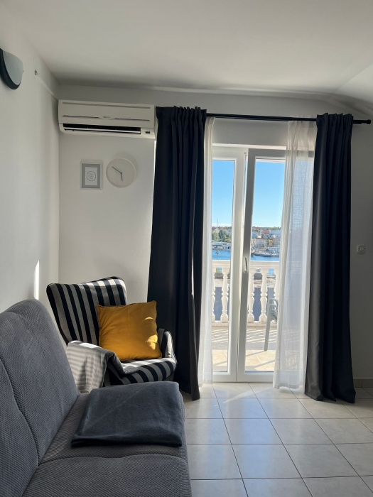 Apartment Adrian 2.2.blue: