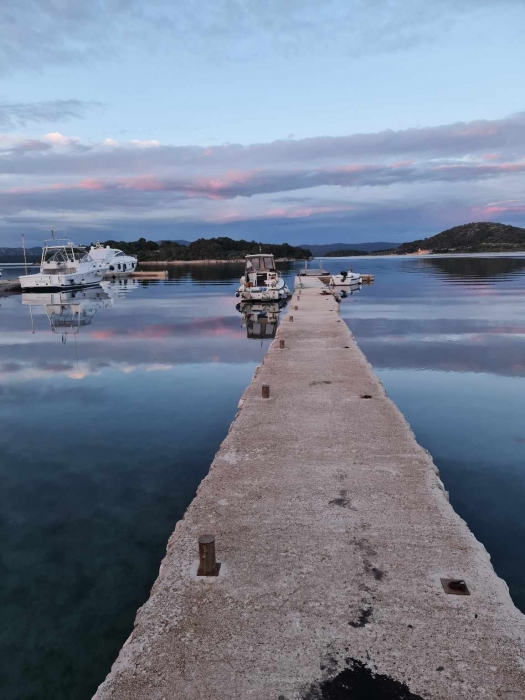 Apartment nr.5 Barby in Murter with place for boat: